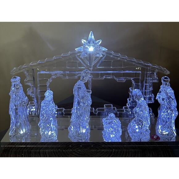 Pan Asian Christmas Nativity Lighted Musical Clear Acrylic Crystal Look - Picture 1 of 15